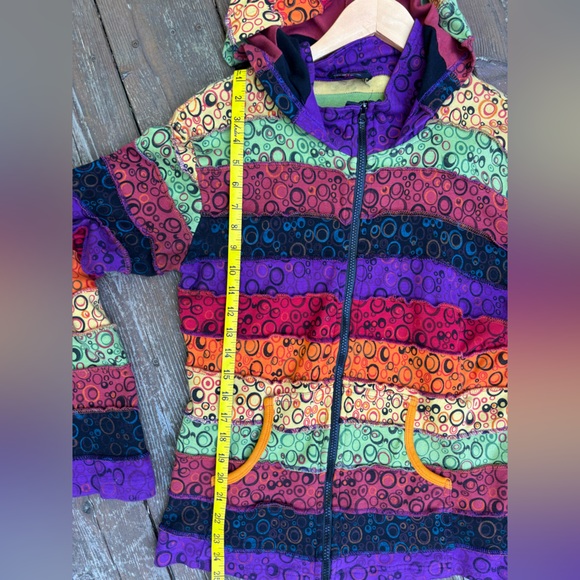 Colorful Jacket with Circular Pattern, Hippie Patchwork Razor Cut Gypsy Jacket - Picture 7 of 10